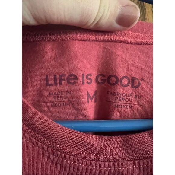 Life Is Good Believe There Is Good Shorts Sleeve Christmas T-Shirt Size Medium - Picture 3 of 4